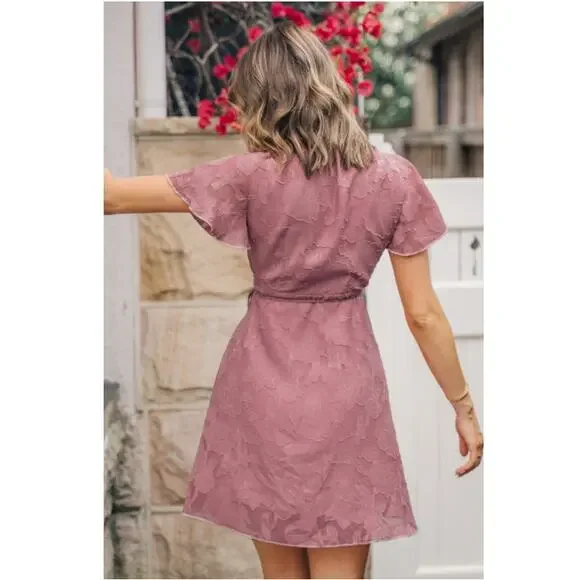 New CUPSHE Women's Rose Pink Aylin V-neck Flared Sleeve Mini Wrap Dress Size L - Picture 3 of 9